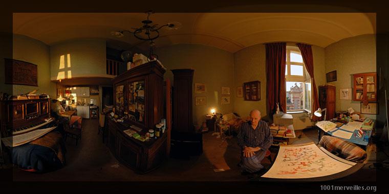 Panography in print mode : Panophotography - Luc Courchesnes and the panoscope